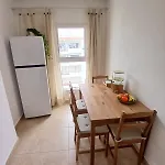 Floor Perfect For Couples & Remote Work * Portimão