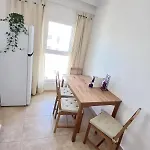 Floor Perfect For Couples & Remote Work * Portimão