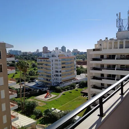 Apartman Floor Perfect For Couples & Remote Work