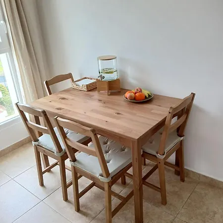 Floor Perfect For Couples & Remote Work Apartman