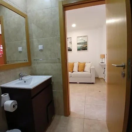 Floor Perfect For Couples & Remote Work Apartman Portimão