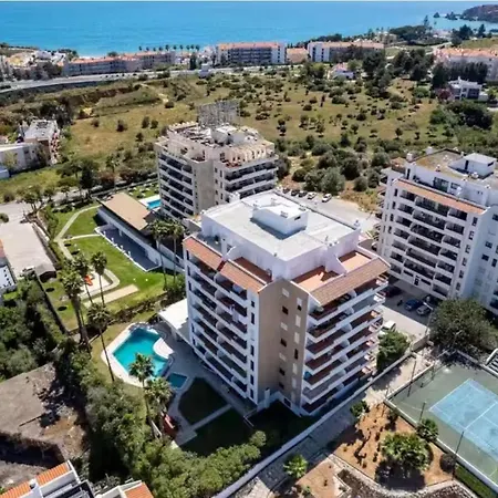 Apartament Floor Perfect For Couples & Remote Work *