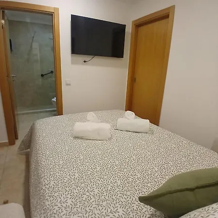 Apartman Floor Perfect For Couples & Remote Work