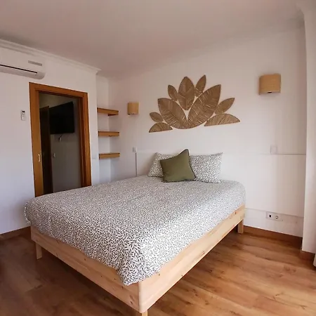 Floor Perfect For Couples & Remote Work Apartman *