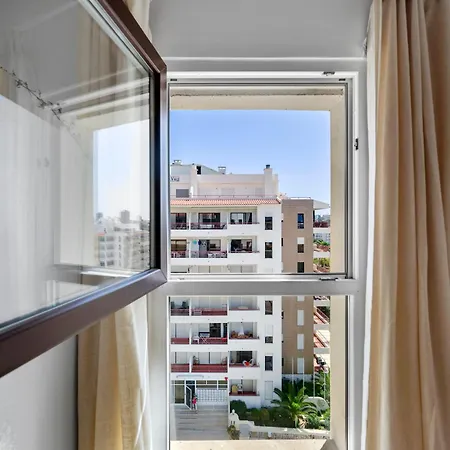 Floor Perfect For Couples & Remote Work * פורטימאו