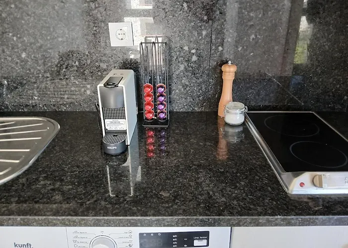 Floor Perfect For Couples & Remote Work