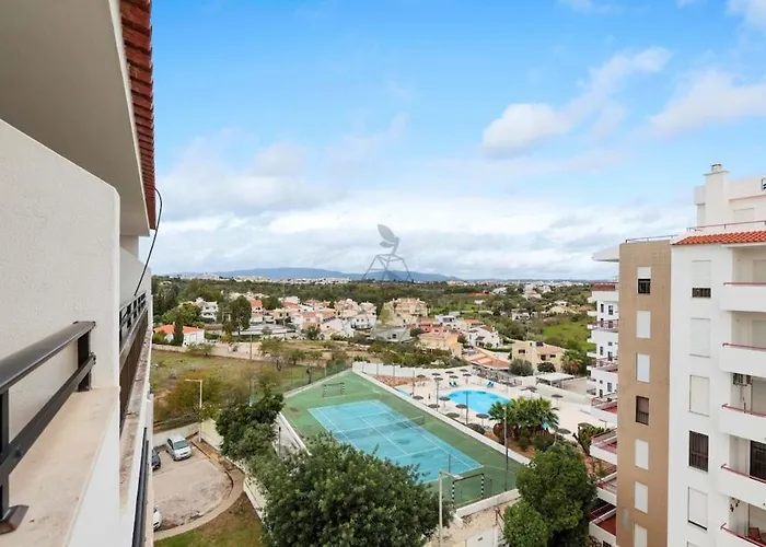 Floor Perfect For Couples & Remote Work Portimao